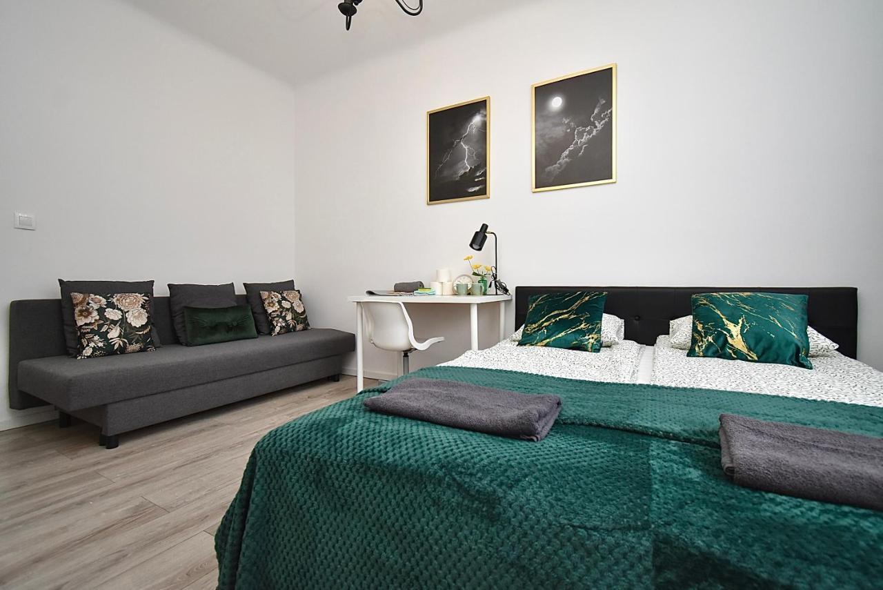 Rental Apartments Aleja Niepodleglosci Varşovia Exterior foto