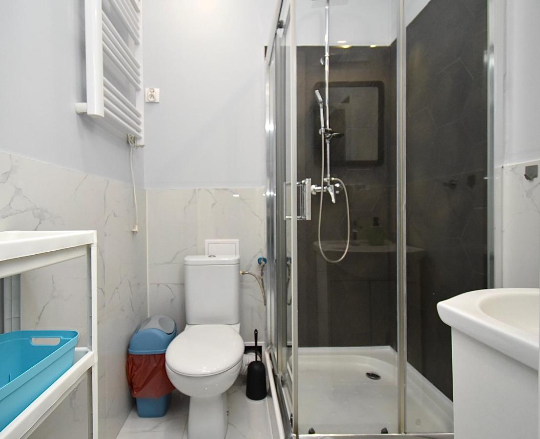 Rental Apartments Aleja Niepodleglosci Varşovia Exterior foto
