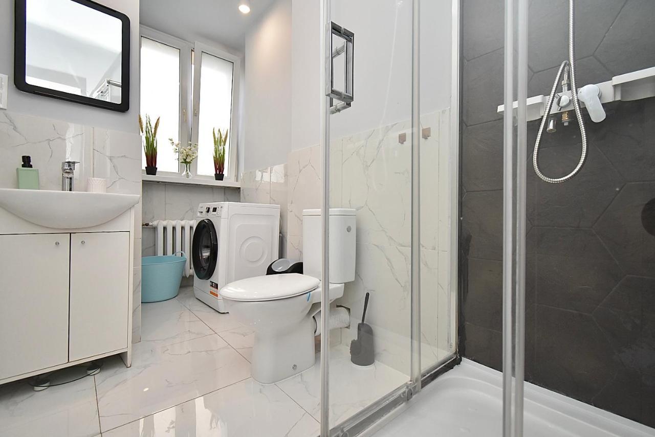 Rental Apartments Aleja Niepodleglosci Varşovia Exterior foto